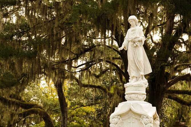 2-Hour Bonaventure Cemetery Walking Tour - Weather, timing, and simple preparation