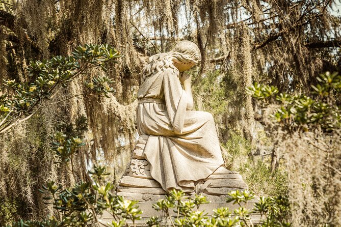 2-Hour Bonaventure Cemetery Walking Tour - Meeting at the red brick entrance