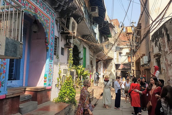 3-Hour Old Delhi Heritage Walking tour with Rickshaw ride - Why this tour works for a first day in Delhi