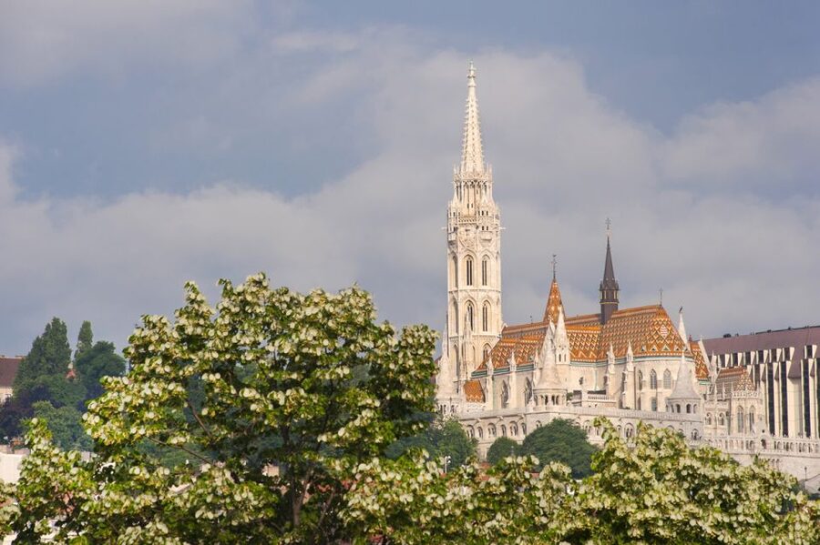 3-Hour Orientation Walking Tour of Buda and Pest - Pest sights before the Danube crossing