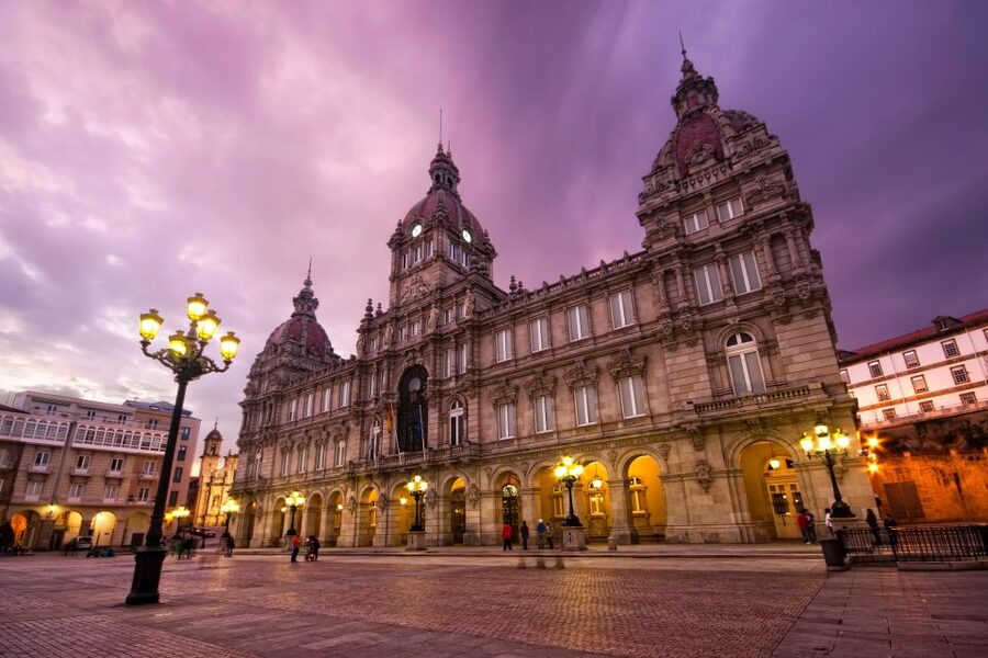 A Coruña: Historic Walking Tour Old Town and Highlights - Santiago and the older streets