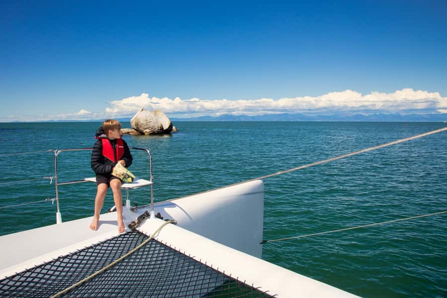 Abel Tasman National Park: Sailing and Self-Guided Walk - Weather, clothing, and what to carry