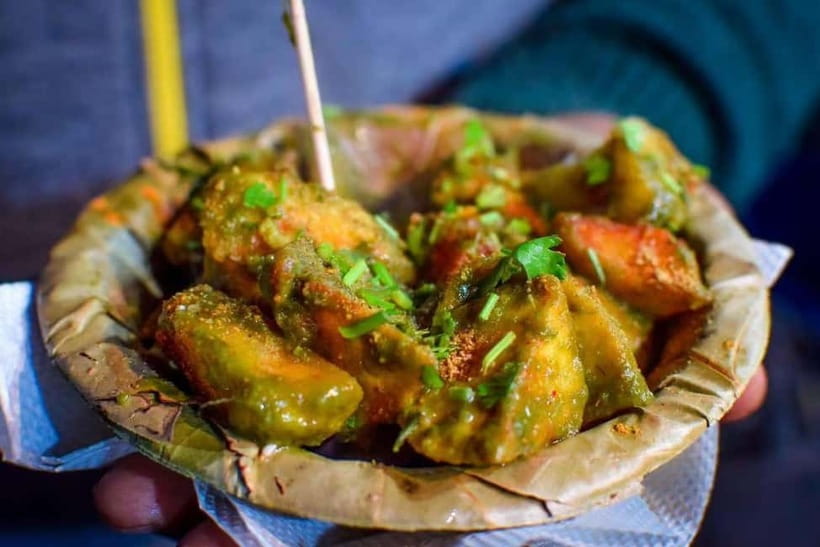 Agra: Street Food Walking Tour, Spice Market, & Tuk-tuk Ride - Starting in a tuk-tuk from your Agra hotel
