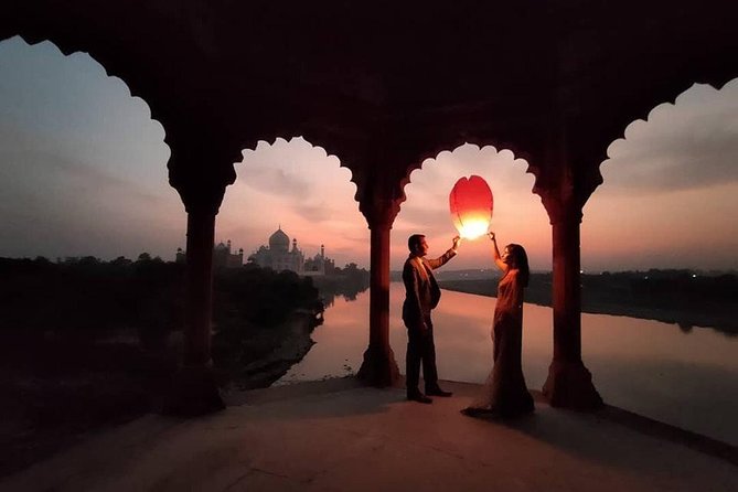 Agra Walking Tour - Subash Bazar and the everyday shopping scene