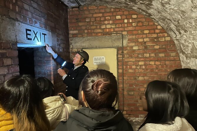 Air Raid Shelter + St. Nicholas Market Walking Tour - How the guides shape the experience
