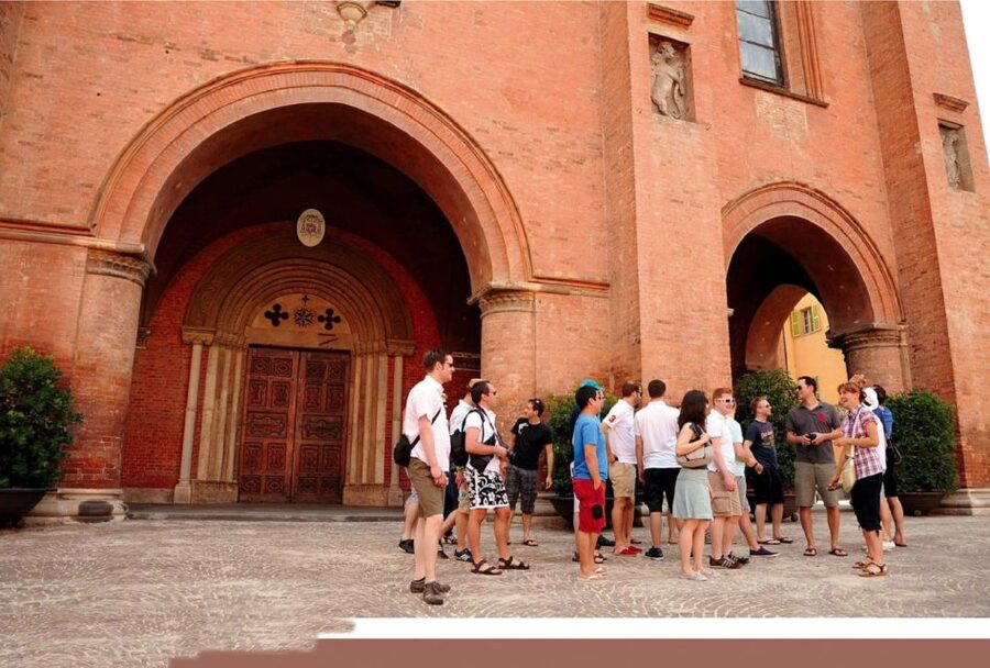 Alba: Historic Town Highlights Guided Walking Tour - Key points to know before you book