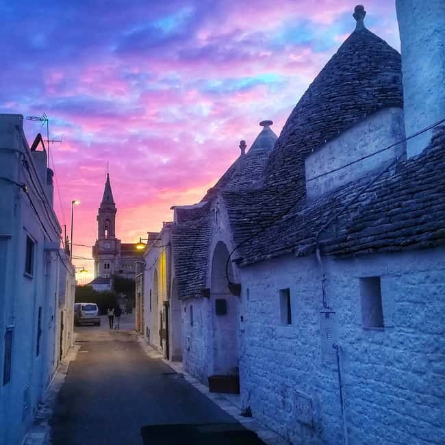Alberobello: Walking Tour among Trulli Houses with a Local - A panoramic view for the big picture
