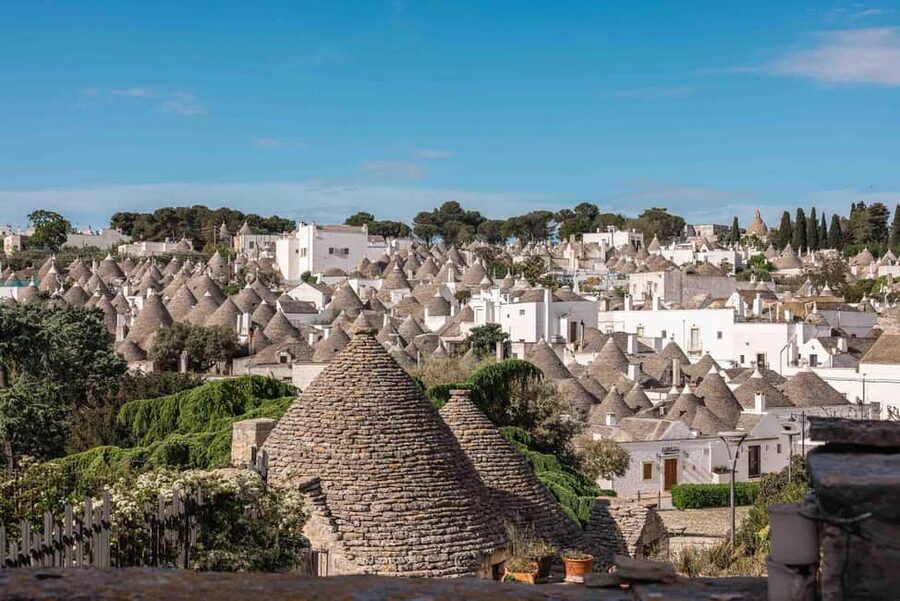 Alberobello: Walking Tour among Trulli Houses with a Local - Starting at Piazza Sacramento