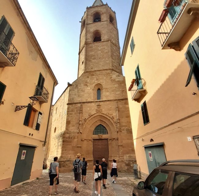 Alghero: Historic Center Walking Tour with A Local Guide - Key points to know before you book
