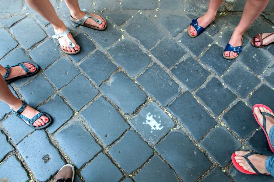 Alternative Budapest Walking Tour - Music venues and independent spaces