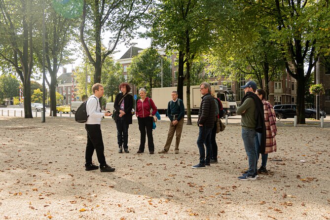 Amsterdam: Anne Frank and Jewish Quarter Walking Tour (TOP RATED) - Verzetsmuseum and the story of resistance