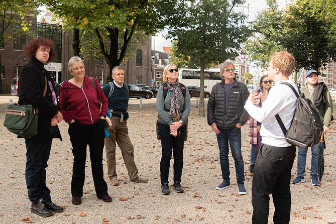 Amsterdam: Anne Frank and Jewish Quarter Walking Tour (TOP RATED) - Hollandsche Schouwburg and deportation