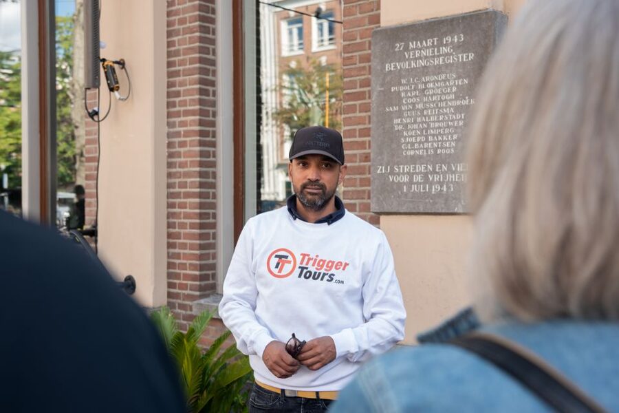 Amsterdam: Anne Frank Walking Tour - Forty minutes through the Jewish Quarter