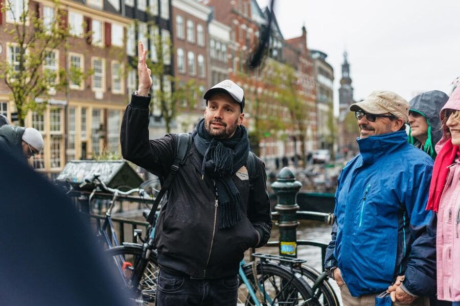 Amsterdam: Food and Culture Walking Tour with Tastings - What to know before you book