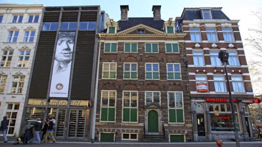 Amsterdam: Guided Anne Frank Small-Group Walking Tour - What the guides do best