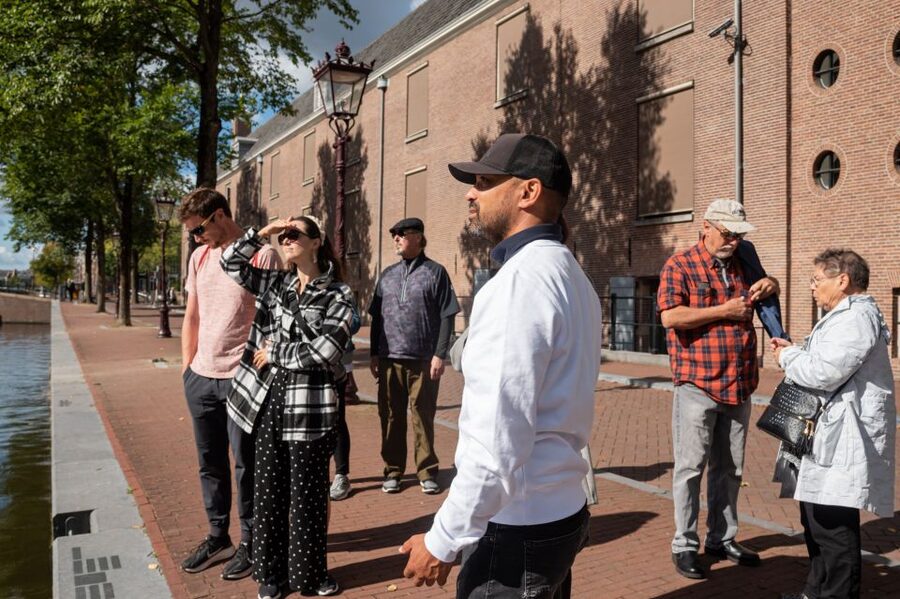Amsterdam: Highlights & History Walking Tour - Begijnhof and Amsterdam’s quieter side