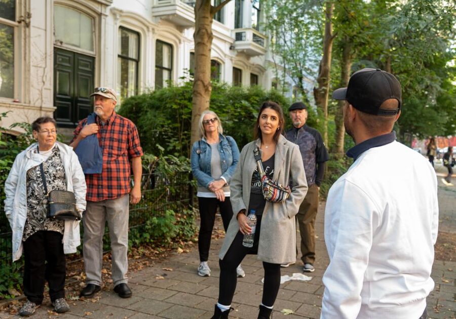 Amsterdam: Highlights & History Walking Tour - The Old Town, Old Church and Chinatown