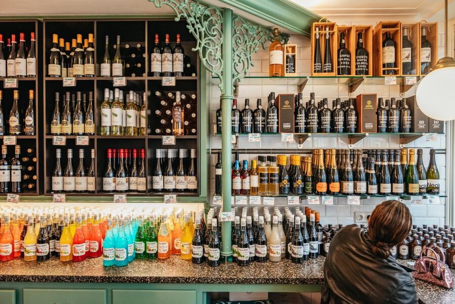 Amsterdam: Jordaan District Local Food Walking Tour - Who will enjoy this, and who should skip it?