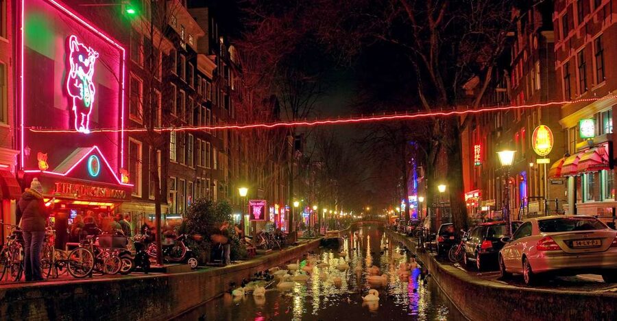 Amsterdam: Sex, Drugs, and Freedom Walking Tour - The Old Church and the Red-light District