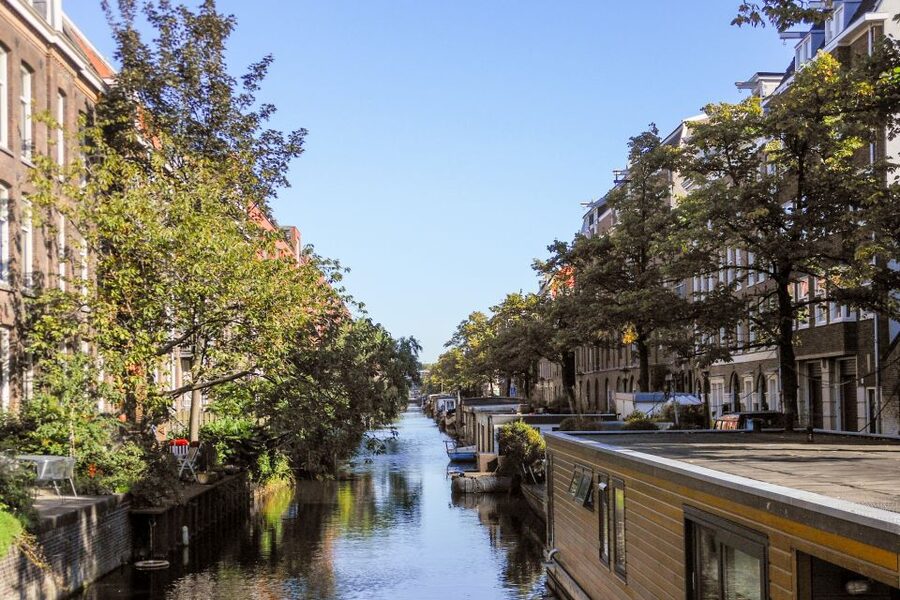 Amsterdam Walking Tour and Canal Cruise - Jordaan’s lanes and local character
