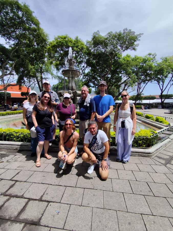 Antigua Guatemala: City Highlights Guided Walking Tour - Nim Pot Craft Market adds color and local shopping