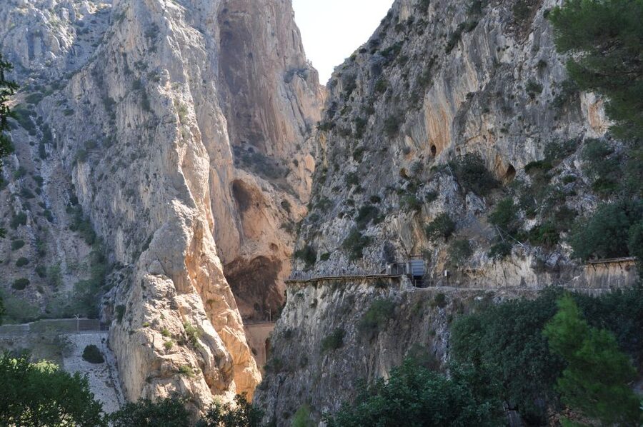 Ardales: Caminito del Rey & El Gaitanejo Guided Walking Tour - The guide is the main added value