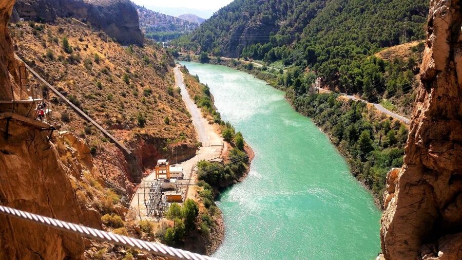 Ardales: Caminito del Rey Private Walking Tour - Why the Caminito del Rey feels so different