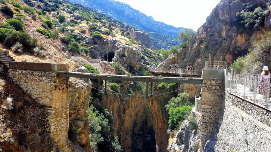 Ardales: Caminito del Rey Private Walking Tour - What to pack and what to expect physically