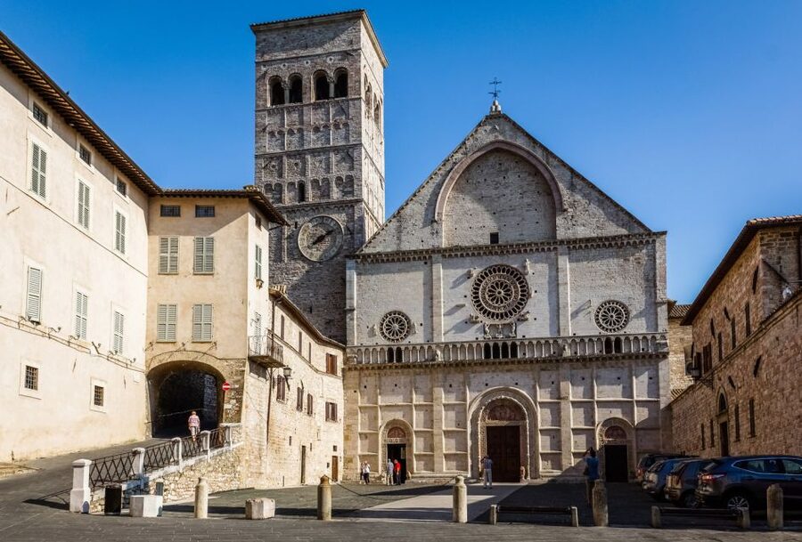 Assisi: Old Town Guided Walking Tour - Following Saint Francis and Saint Clare