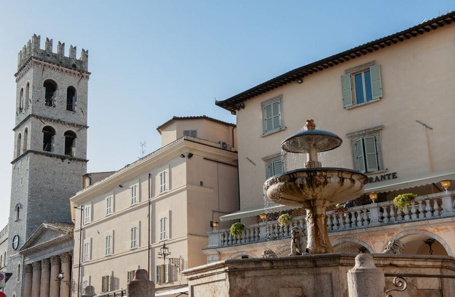 Assisi: Walking Tour with St. Francis Basilica Visit - Rules that can change the Basilica visit