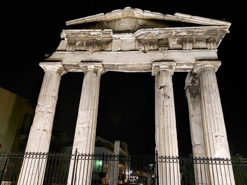 Athens: City Highlights Nighttime Walking Tour in Spanish - Zappeion, the Olympic Village of modern Athens