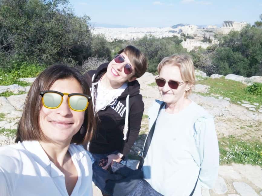 Athens: Private Walking Tour with a Local - How the two to four hour walk unfolds