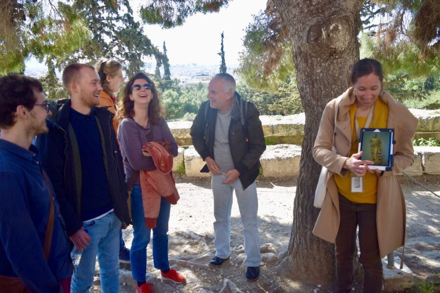 Athens: The Acropolis Guided Walking Tour in German - Group size, language, and guide quality