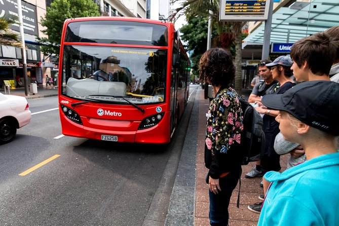 Auckland Small-Group Walking Tour with Treats - Lanes, shortcuts, and the stories behind them