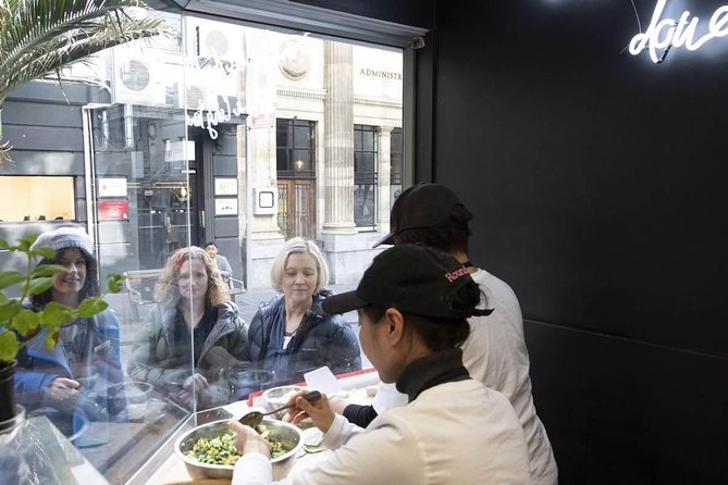 Auckland Small-Group Walking Tour with Treats - Britomart and the modern Auckland center