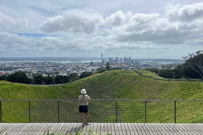 Auckland Small-Group Walking Tour with Treats - The Ferry Building and what to do next
