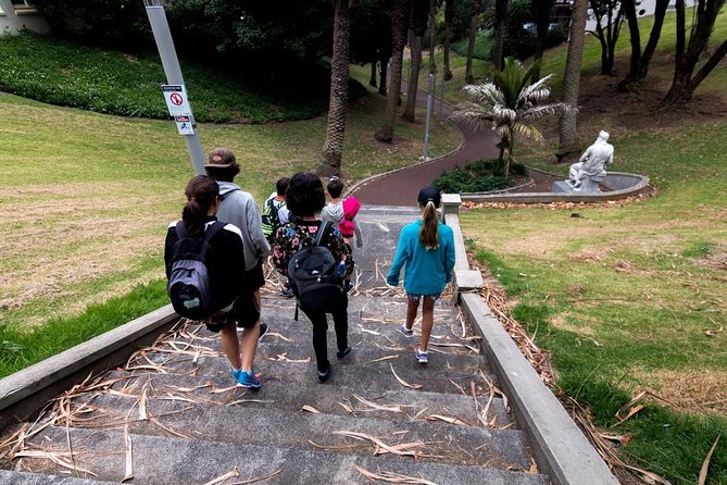 Auckland Small-Group Walking Tour with Treats - Starting at Queen Street and Queens Arcade
