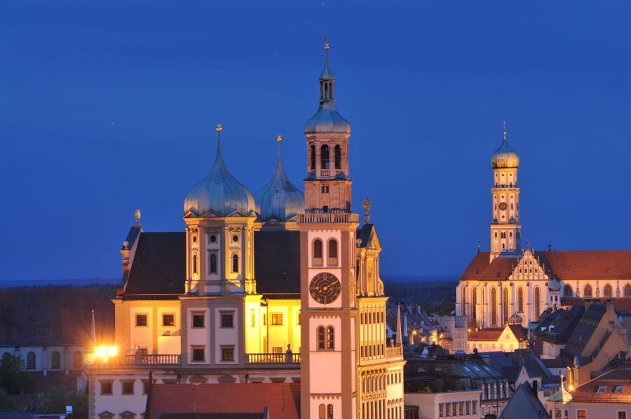 Augsburg: Walking Tour with Fuggerei - What the two-hour format means for you
