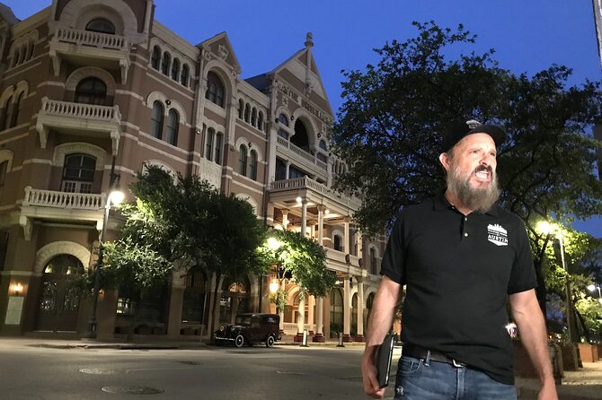 Austin Murder Walk - Stop two: 6th Street and the crime scenes