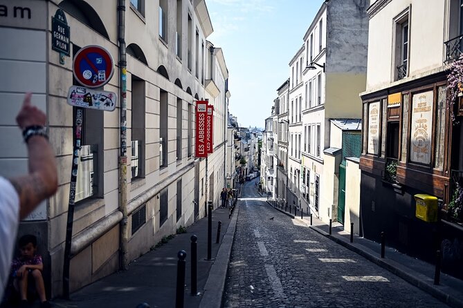 Authentic Parisian Gourmet Food Tour with 10 Local Dishes & Wines - The guides make or break the experience