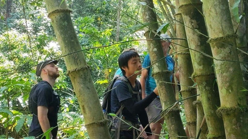 Authentic trek only walk in Chiang Rai jungle - Akkha and Lahu communities beyond the waterfall