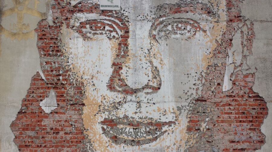Aveiro: Stories, Canals, and Tiles Guided Walking Tour - What $23 buys you