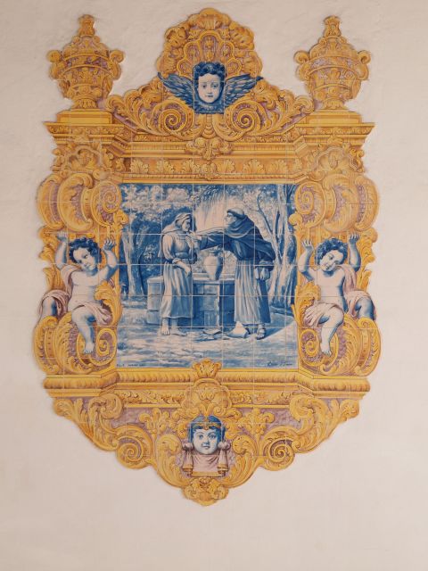 Aveiro: Stories, Canals, and Tiles Guided Walking Tour - Canal da Fonte Nova and Aveiro’s working waterways