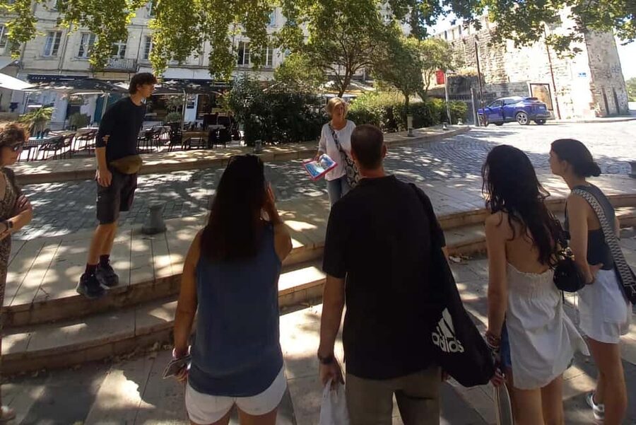 Avignon: History and Legend Walking Tour - What the $23 price really buys you