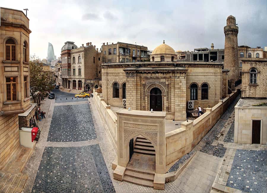 Baku: Stunning Walking Tour of Historical and Modern City - Who should book this Baku walking tour?