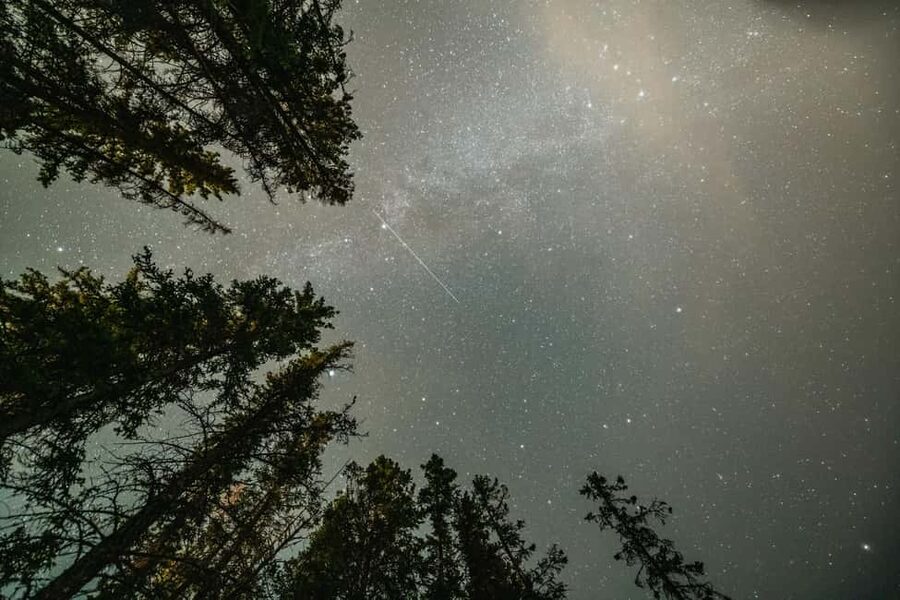 Banff: Guided Sunset and Stargazing Tour - Headlamps, lanterns, and the return through the dark