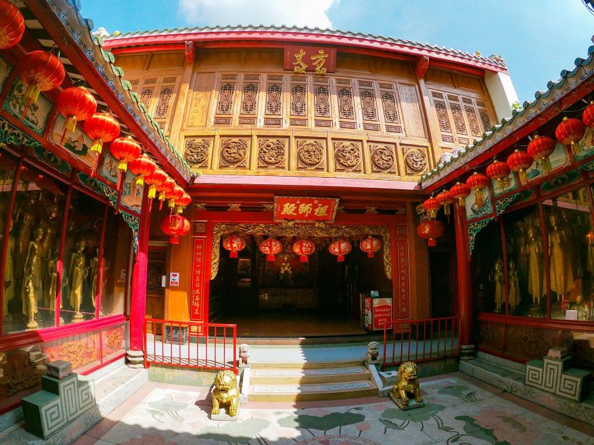 Bangkok: Discover a Taste of Chinatown – 2 Hr Walking Tour - Guay Jub Ouan Pochana and the Chinatown bowl