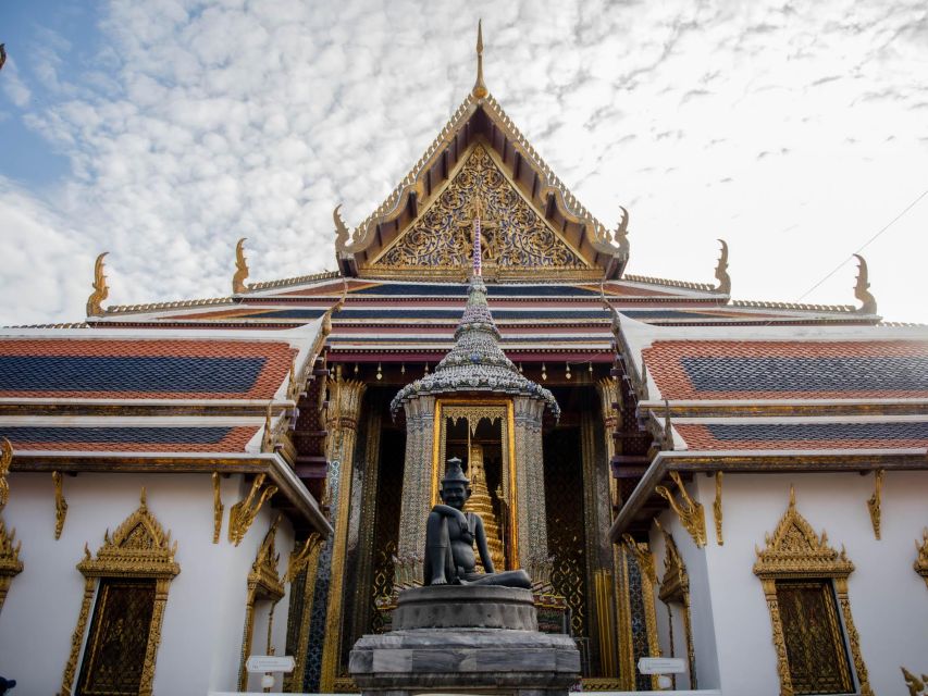 Bangkok: Grand Palace and Wat Arun Guided Walking Tour - Is $18 good value?