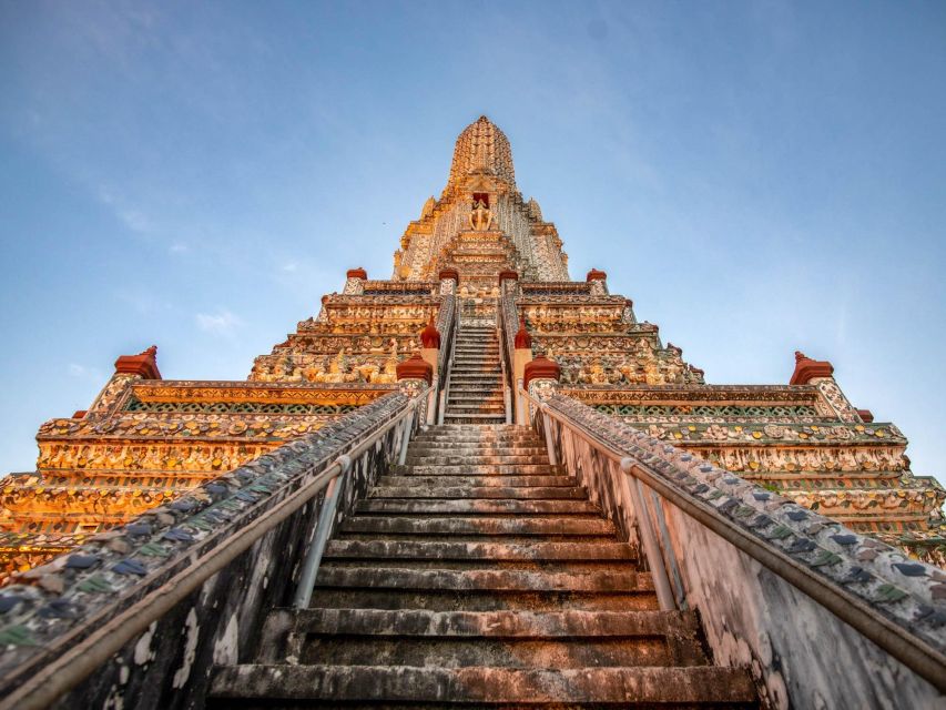 Bangkok: Grand Palace and Wat Arun Guided Walking Tour - Heat, crowds, and the amount of walking