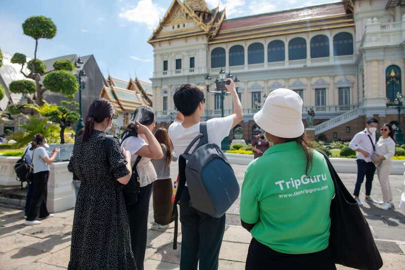 Bangkok: Grand Palace and Wat Phra Kaew Guided Walking Tour - Price, admission, and what $17 really buys